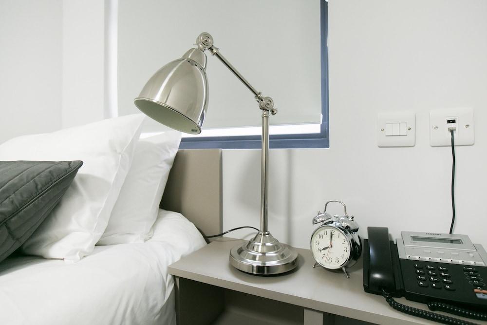 Belvilla Ilford Hill Hotel London 외부 사진