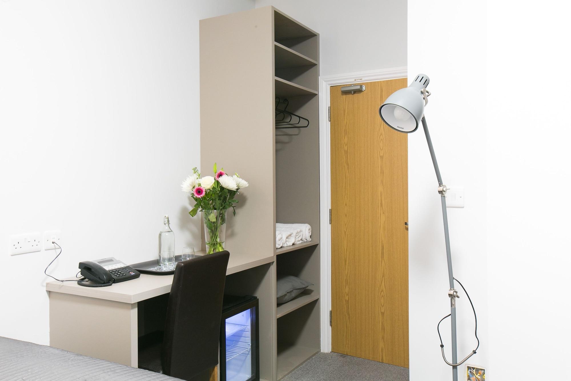 Belvilla Ilford Hill Hotel London 외부 사진