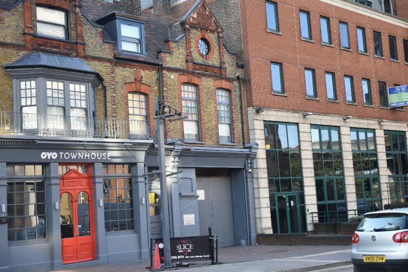 Belvilla Ilford Hill Hotel London 외부 사진
