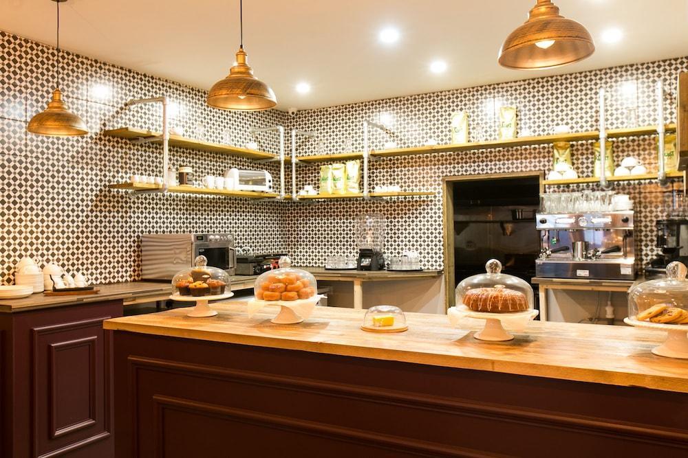 Belvilla Ilford Hill Hotel London 외부 사진